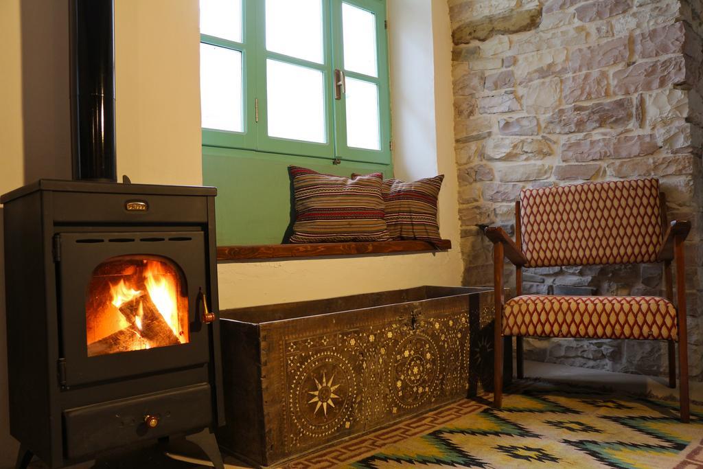 Stone City Hostel Gjirokaster Luaran gambar