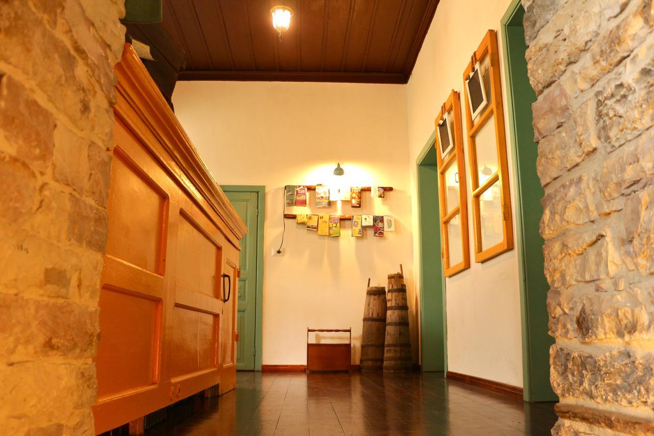 Stone City Hostel Gjirokaster Luaran gambar